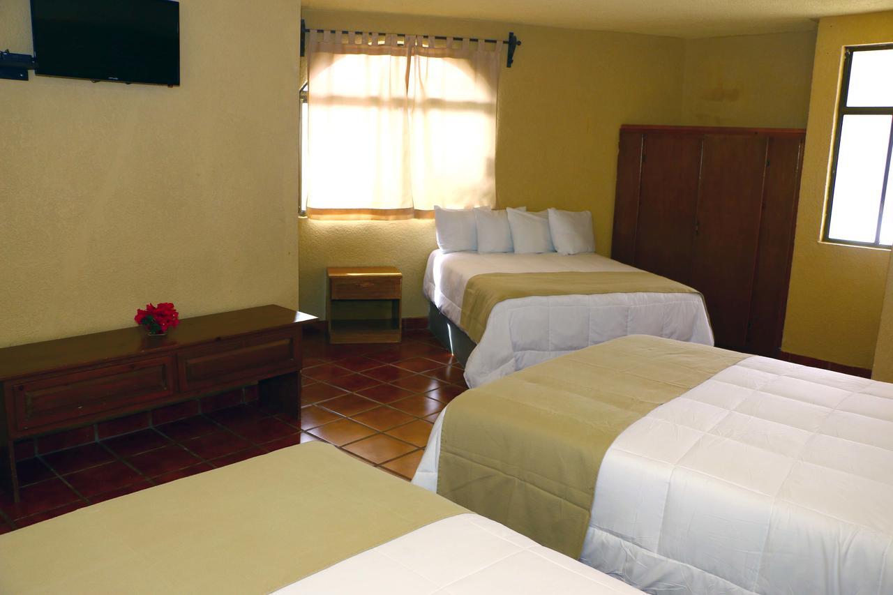 Hotel Plaza Loreto Centro Historico Exterior photo